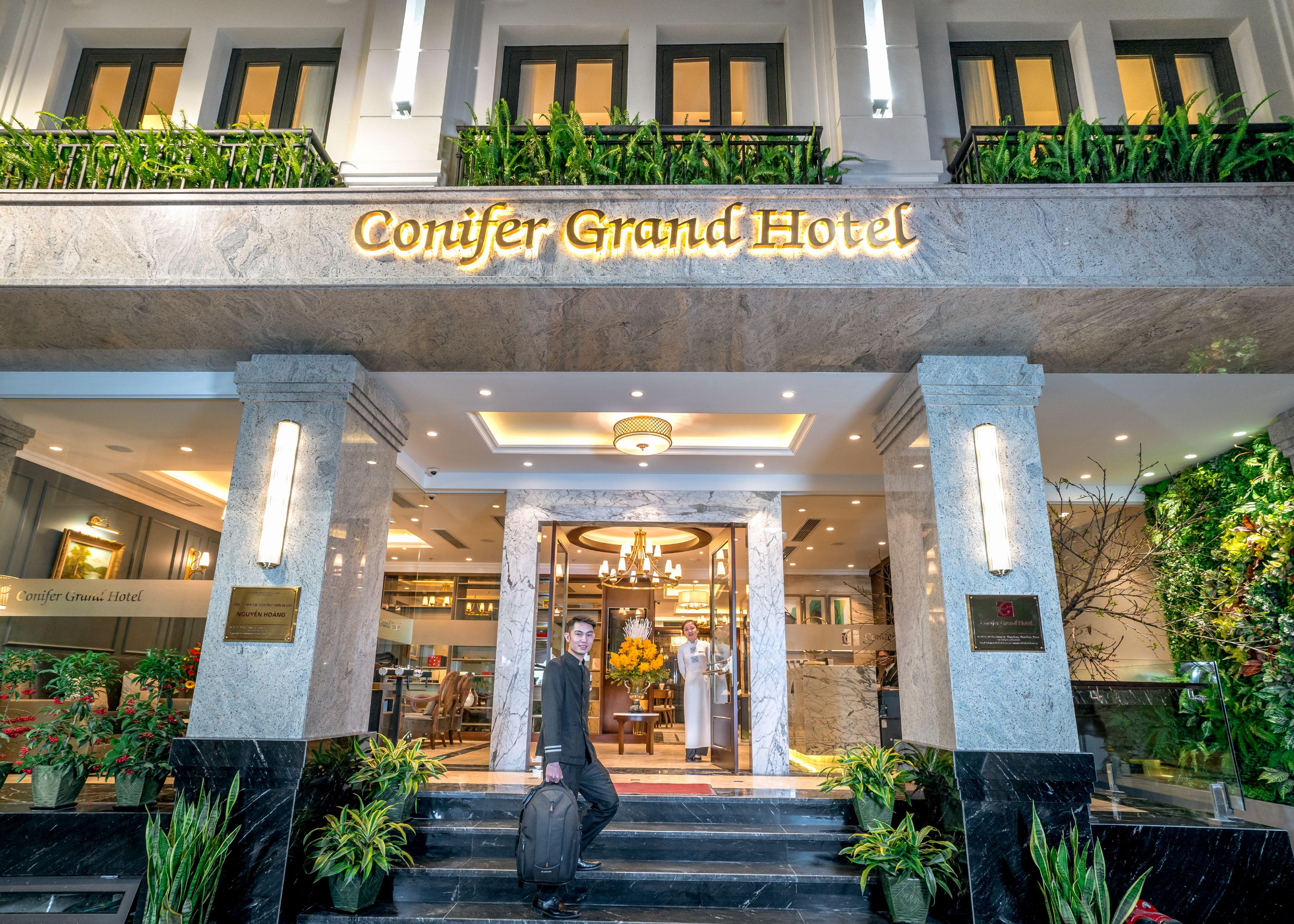 Conifer Grand Hotel Hanoj Exteriér fotografie